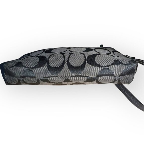 VINTAGE COACH classic Jacquard Signature Black Leather Trim Wristlet Wallet logo - Picture 5 of 5